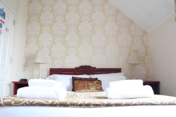 Frasers Battlesbridge Room photo